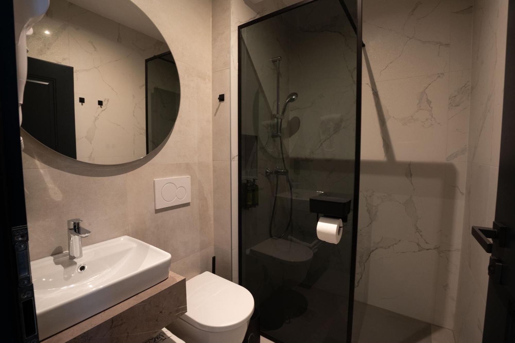 Kalan Boutique Stay Zirovnica Cameră foto