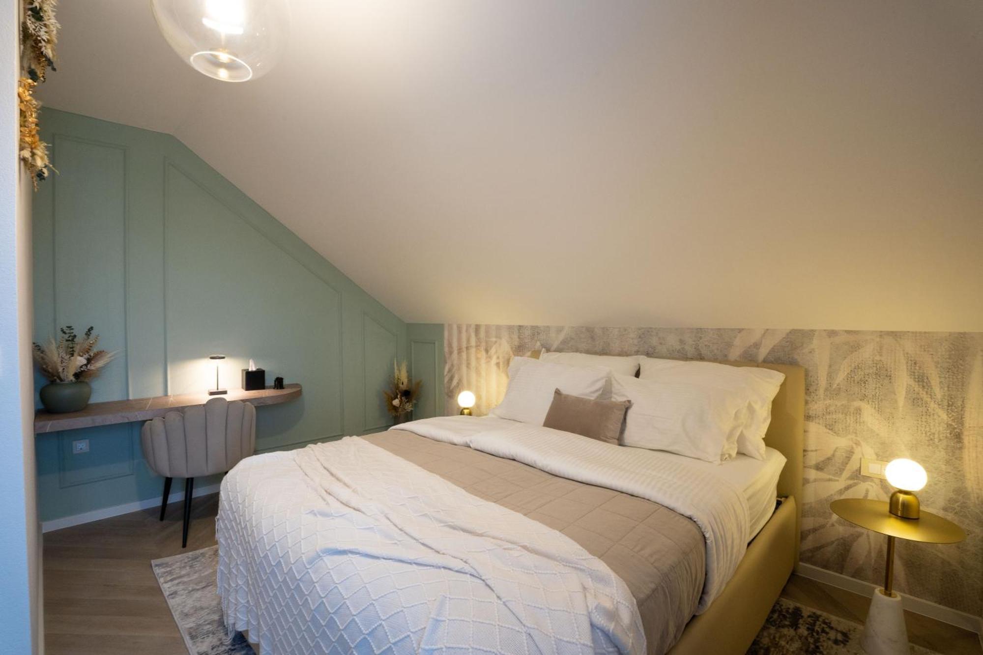 Kalan Boutique Stay Zirovnica Cameră foto