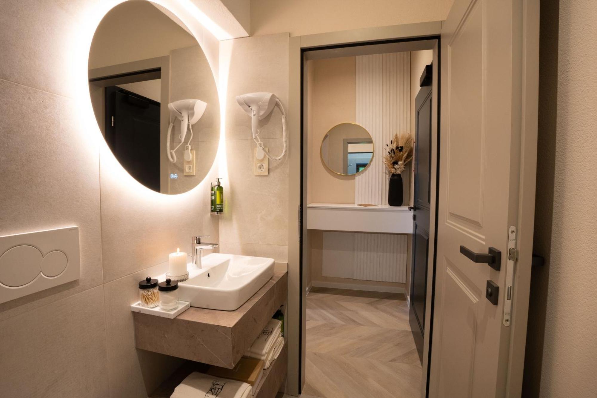 Kalan Boutique Stay Zirovnica Cameră foto